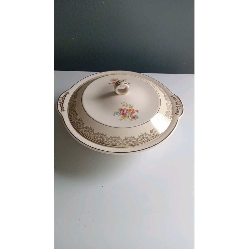 Vintage Floral‎ Covered Serving Dish with Gold Filigree Pattern Round Casserole